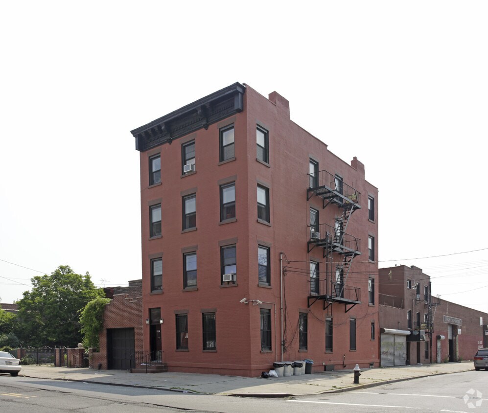 217 Van Brunt St, Brooklyn, NY 11231 Apartments in Brooklyn, NY