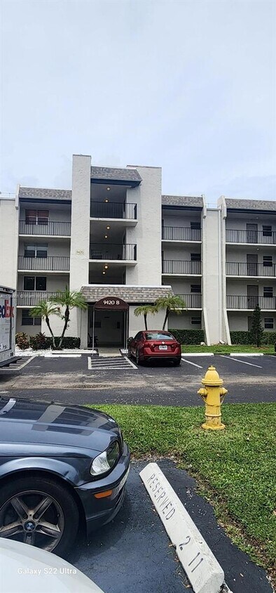 Primary Photo - 9420 Poinciana Pl