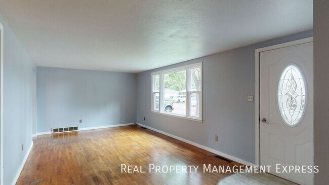 Foto del edificio - Cozy 3 Bedroom 1 Bathroom in Western Sioux...