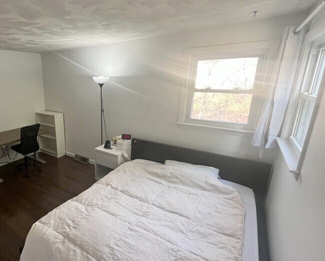 3 Lacosta Dr, Natick, MA 01760 House for Rent in Natick, MA