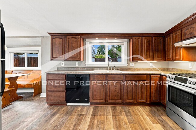 Foto del edificio - 3166 W Walsh Pl