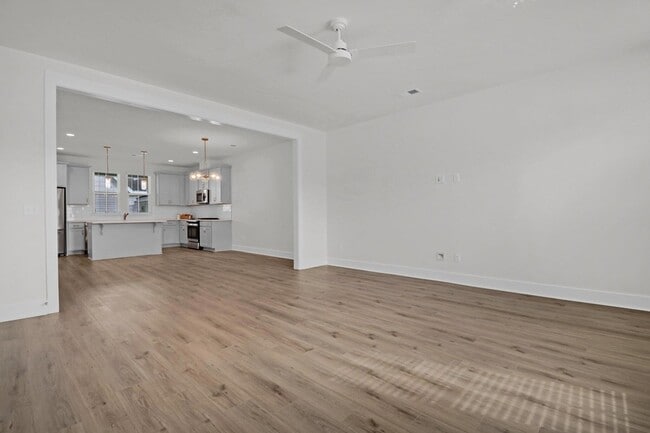 Foto del edificio - 266 Symphony Ave