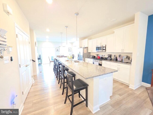 Foto del edificio - 35186 Wright Way