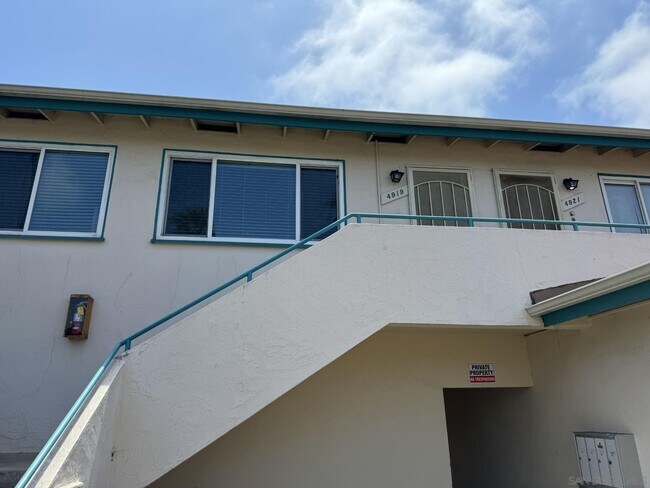 Building Photo - 4919 W Point Loma Blvd