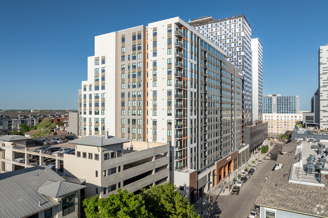 Foto del edificio - The Mark at Austin