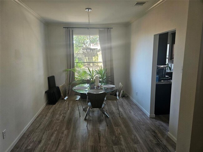 Foto del edificio - 9518 Willow Lodge Ct