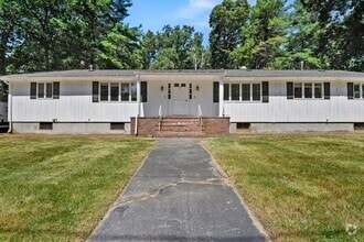 Building Photo - 10 Lawndale Rd