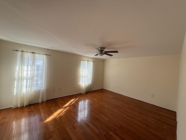 Building Photo - 29 Lafayette Ct