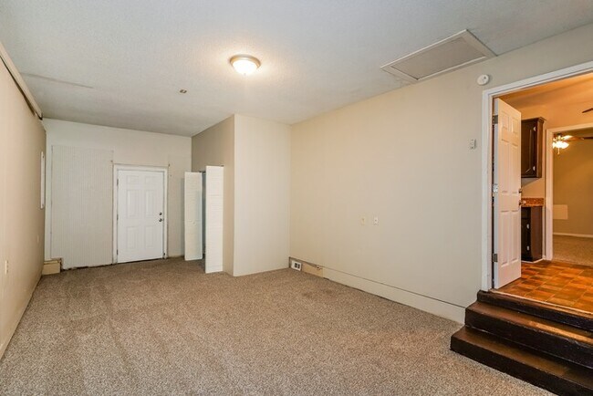 Foto del edificio - 670 Tylertown Rd