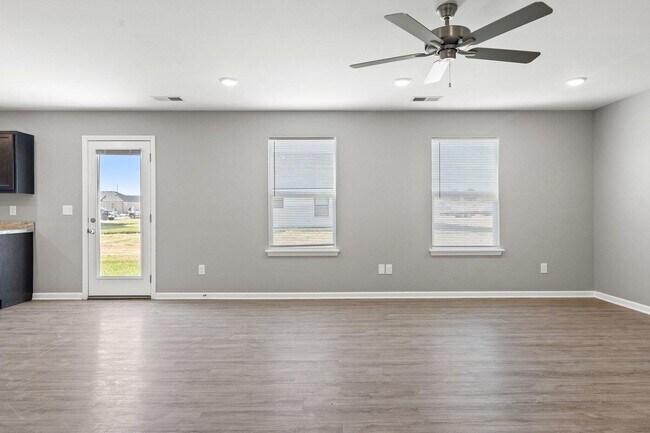 Building Photo - 209 Jared Parker Wy