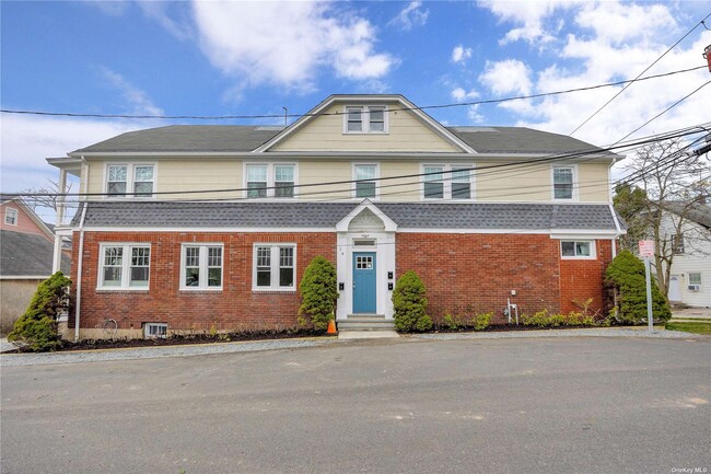 Building Photo - 14 Avenue A