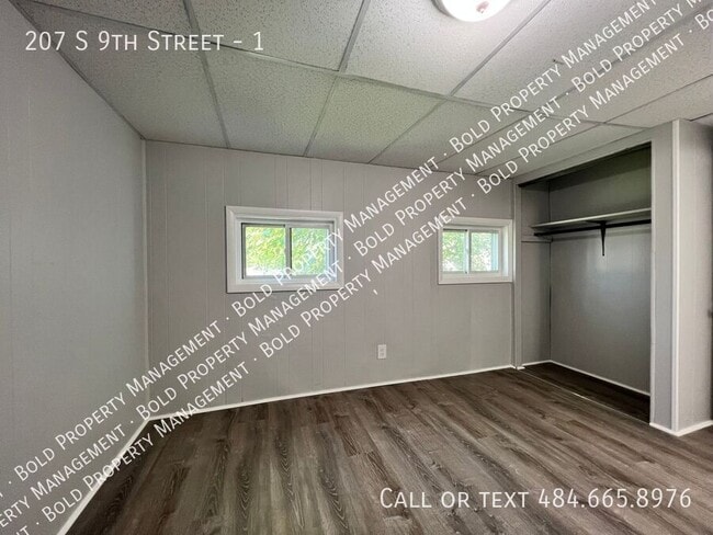 Foto del edificio - 207 S 9th St