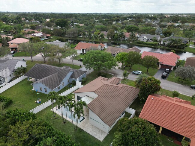 Building Photo - 8949 NW 45th Ct