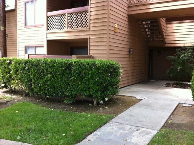 Building Photo - 750 Teatree Ct