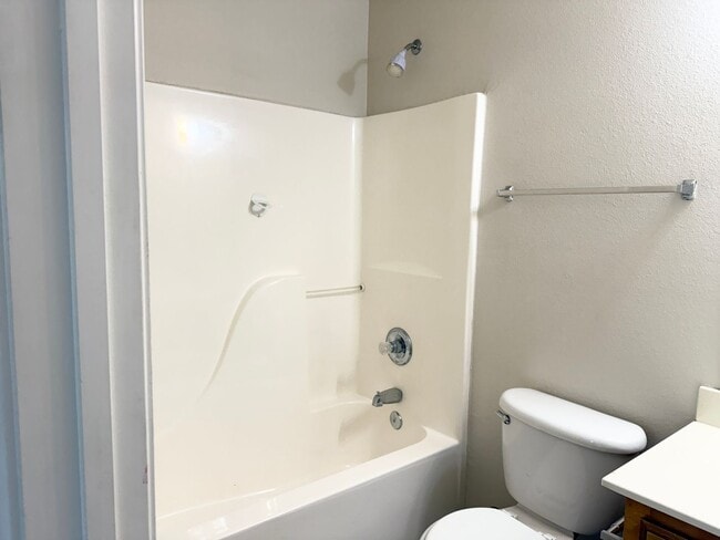 Foto del edificio - 129 Stewart Bend Ct
