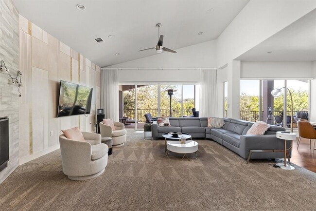 Building Photo - 6605 Peralto Cove