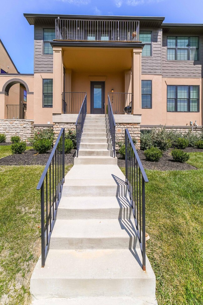 Building Photo - 1084 Bryden Rd