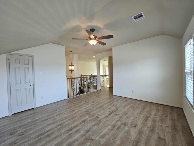 Foto del edificio - 4923 Windy Orchard Ln