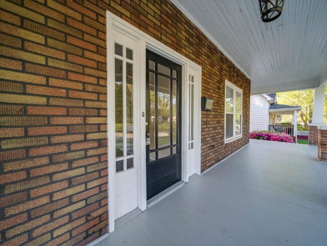 Foto del edificio - 606 E Lafayette St