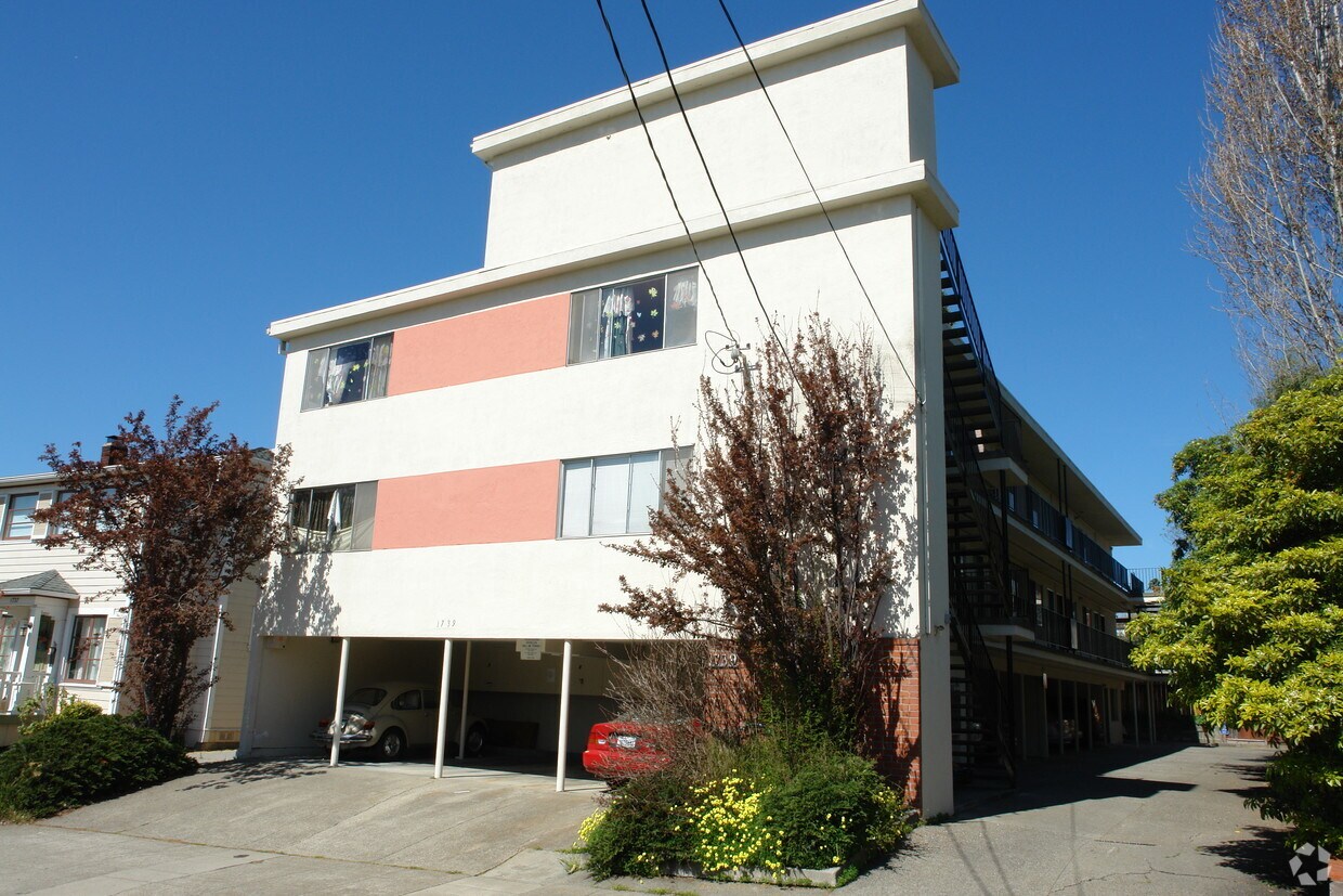 Building Photo - 1739 Francisco St