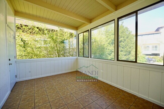 Foto del edificio - 404 1st St