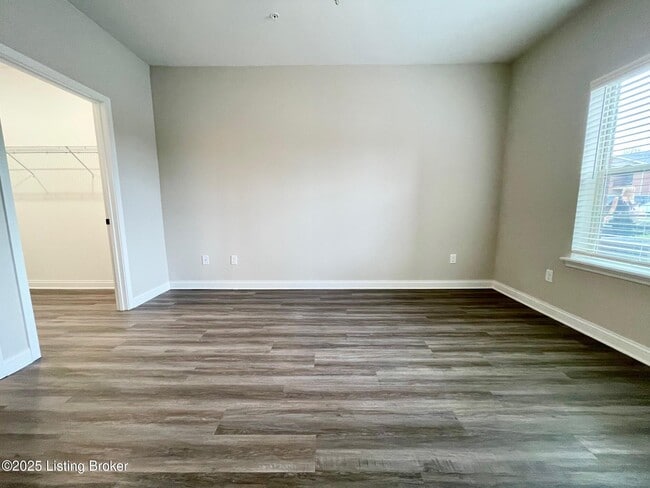 Building Photo - 8500 Westmont Dr