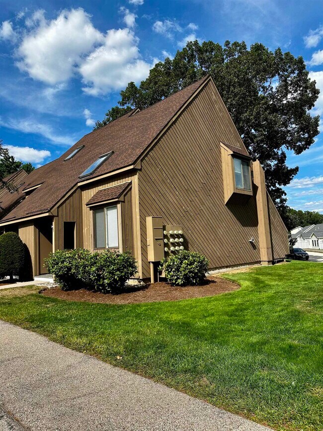 Foto del edificio - 1 Webster Ct