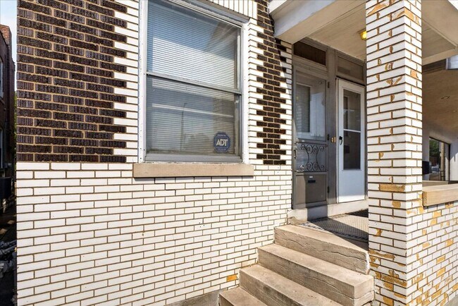 Foto del edificio - 5719 Gravois Ave