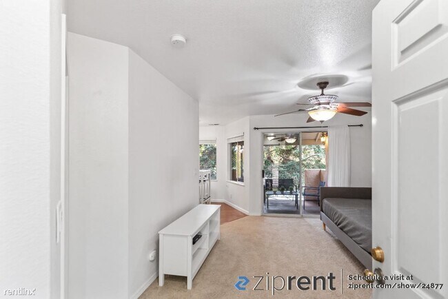 Foto del edificio - 1 br, 1 bath Condo - 4721 Nicol Common, Li...