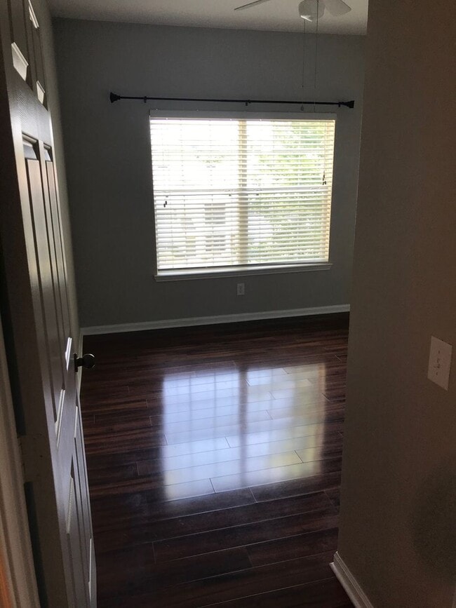 Building Photo - Longleaf Villas #408