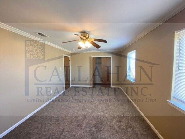 Foto del edificio - Shackleford Rd Townhome