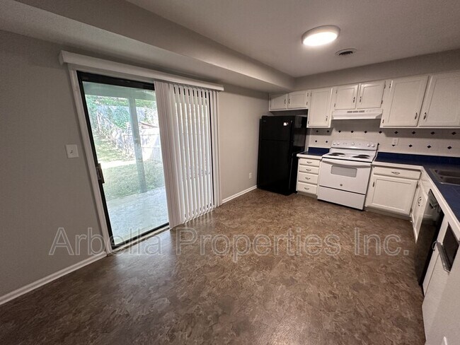 Foto del edificio - 1816 Presswood Rd