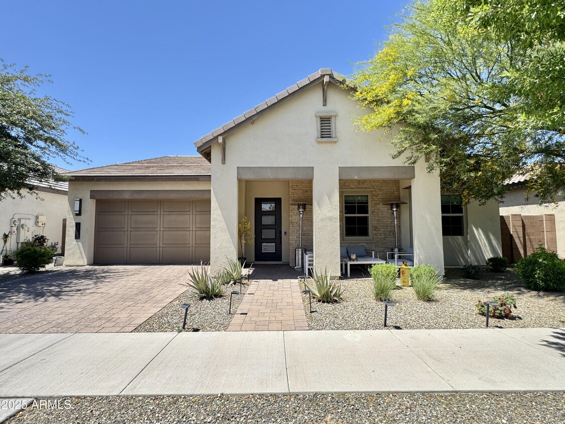 Primary Photo - 19136 S 210th Pl