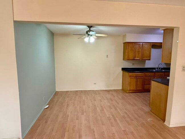 Building Photo - 413 Kiowa Cir