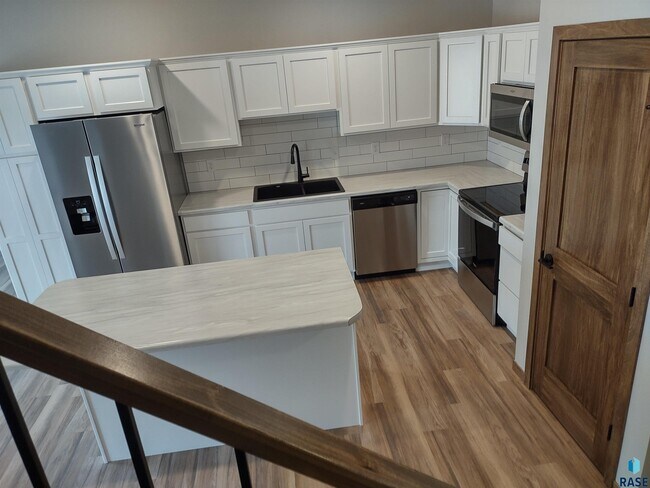 Foto del edificio - 6124 Copper Ln