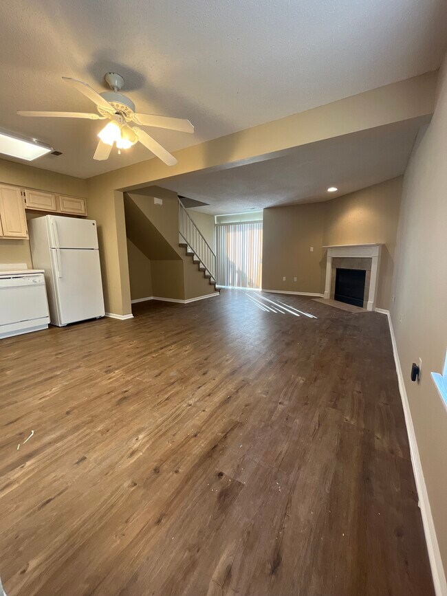 Foto del edificio - 1248 NW Phelps Dr