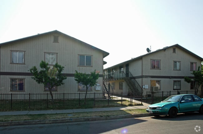 Building Photo - 474-482 N Glenn Ave