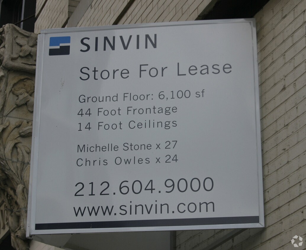 Building Photo - 151 E 18th St
