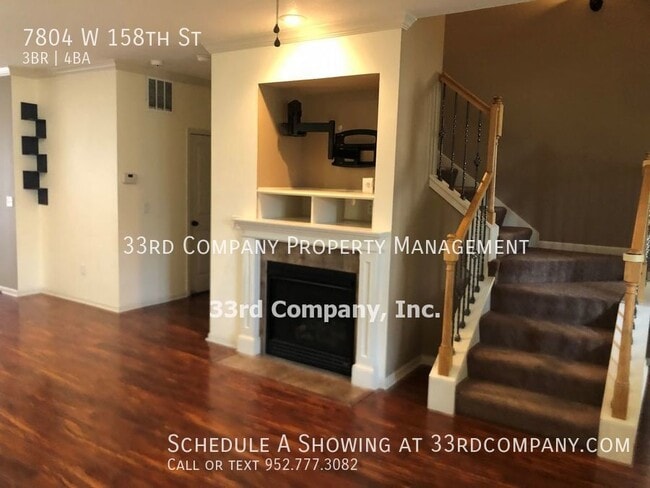 Building Photo - Gorgeous 3 Bed/4 Bath Townhome in Overland...