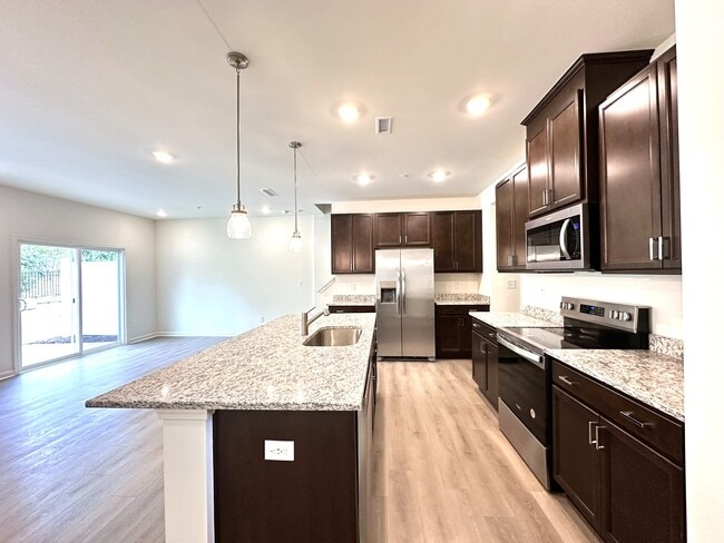 Building Photo - 155 SP
