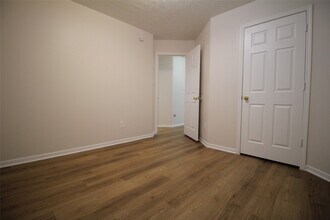 Building Photo - 21123 Sprouse Cir