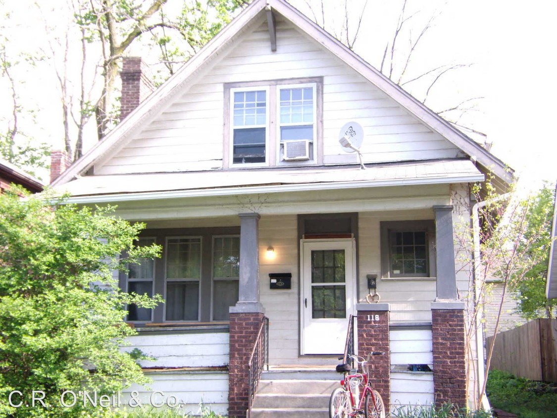 Primary Photo - 118 W Oakland Ave