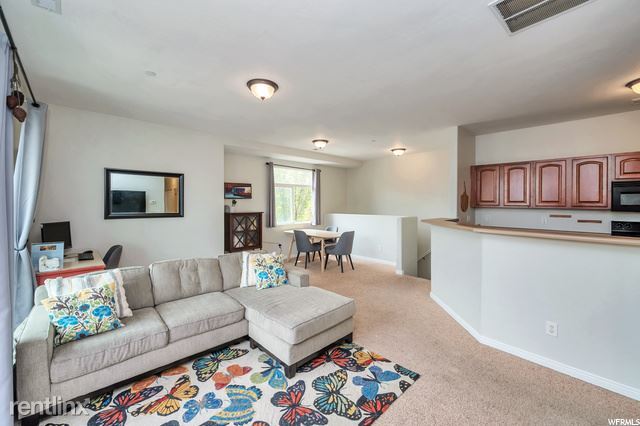Building Photo - 2 br, 2 bath Condo - 11453 S Oakmond Rd