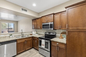 Building Photo - 21655 N 36th Ave