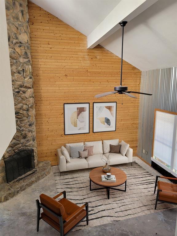 large spacious living room - 12207 W Village Dr Townhome