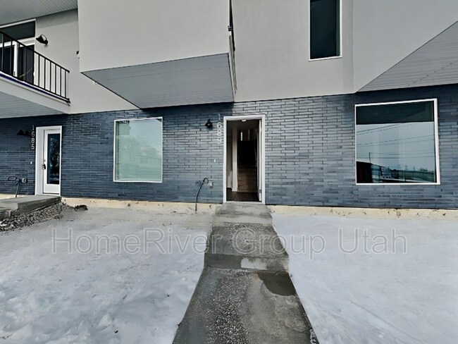 Foto del edificio - 1689 S 245 W