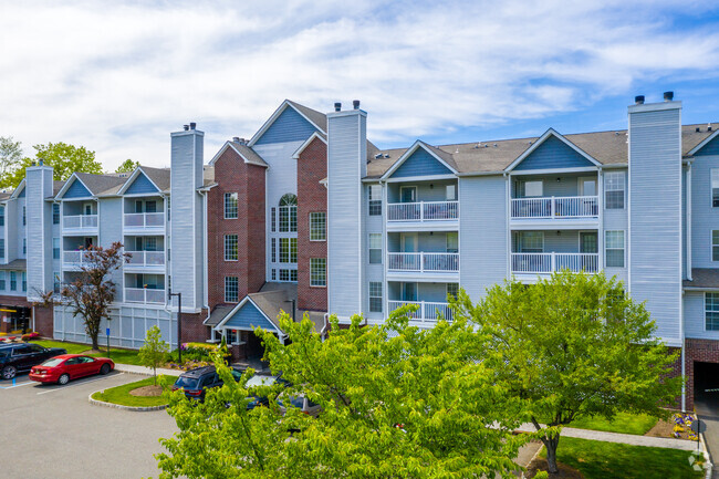 Building Photo - Mountain View Crossing