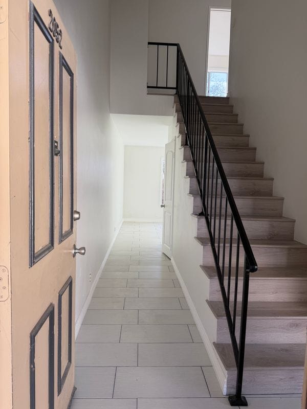 Foto del edificio - 2052 Lewis Ave