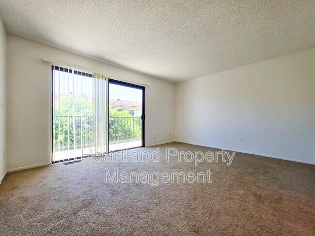 Foto del edificio - 835 E Avenue