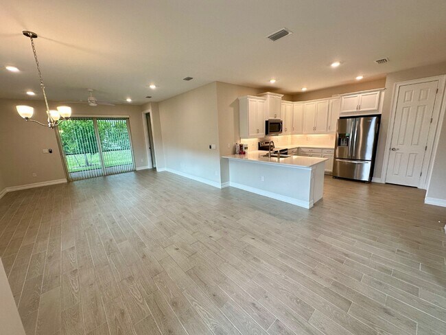Foto del edificio - 1079 Enbrook Lp